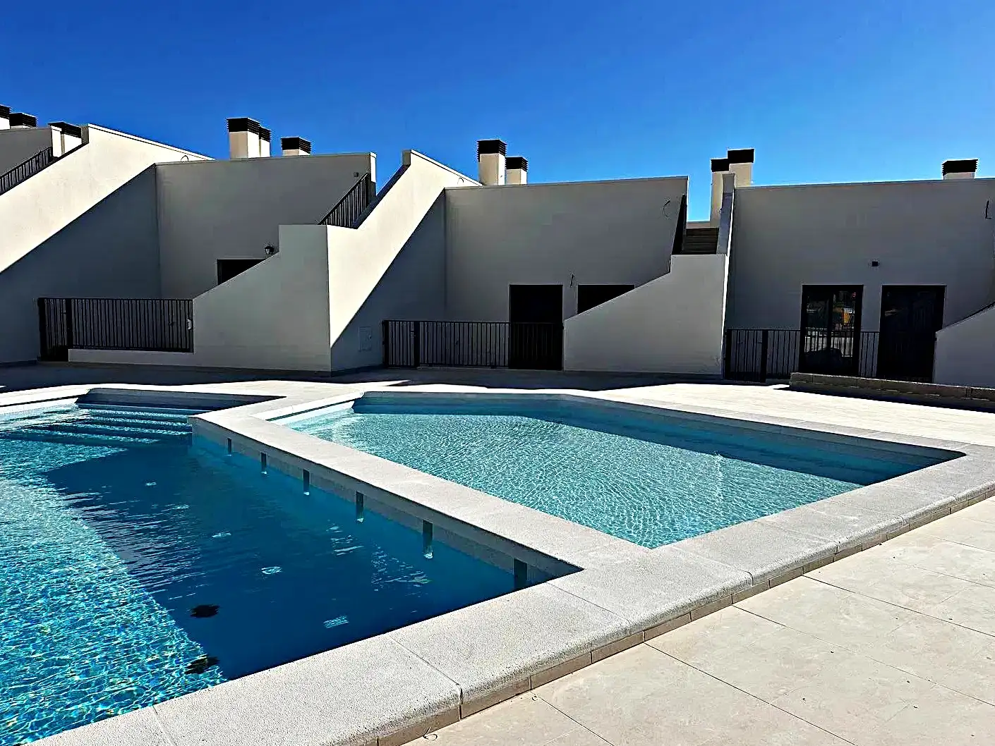Piscina de obra gunitada de forma libre